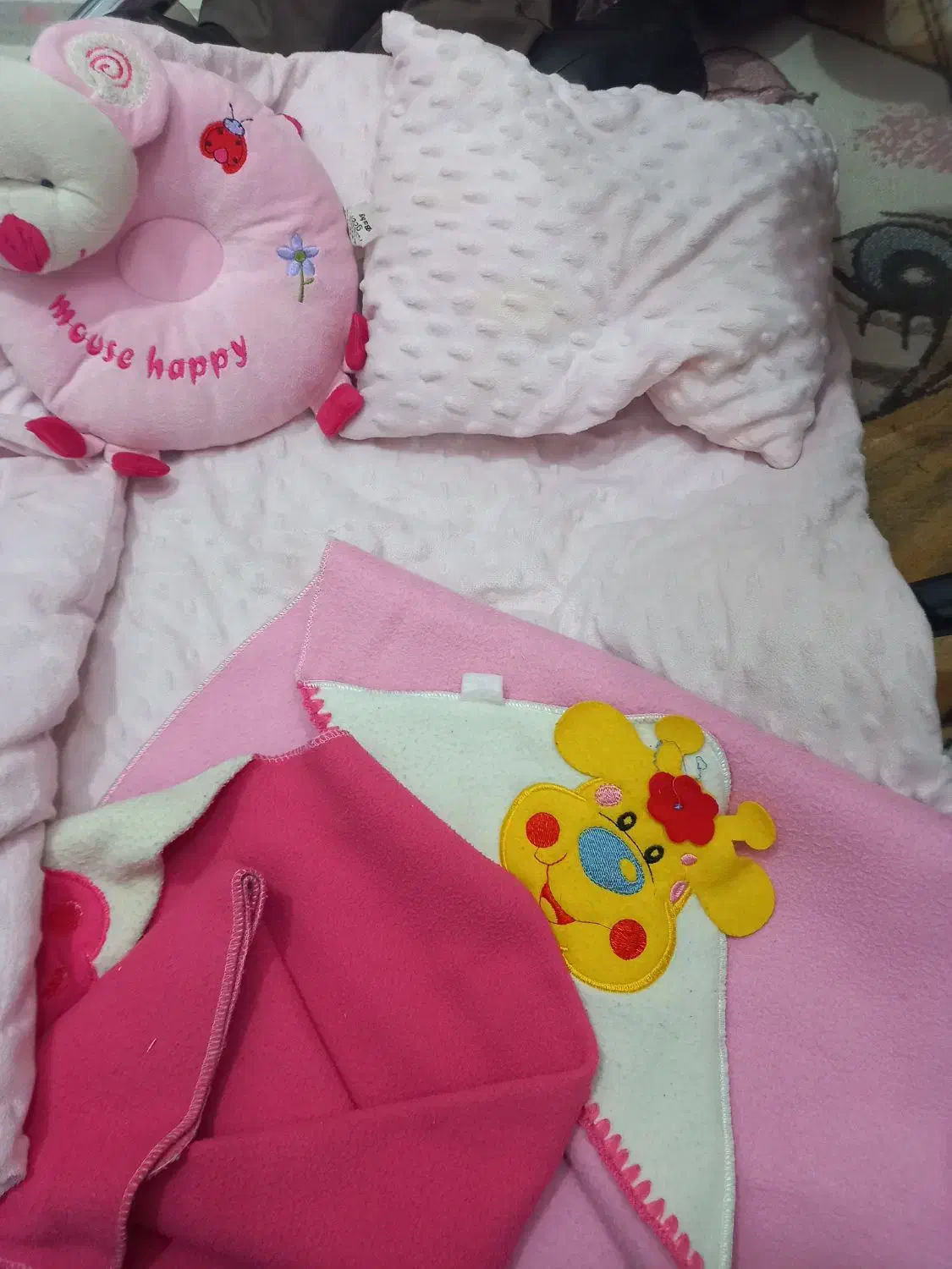 قنداق فرنگی|رختخواب، بالش، پتو|مشهد, شهرک مهر آباد|دیوار