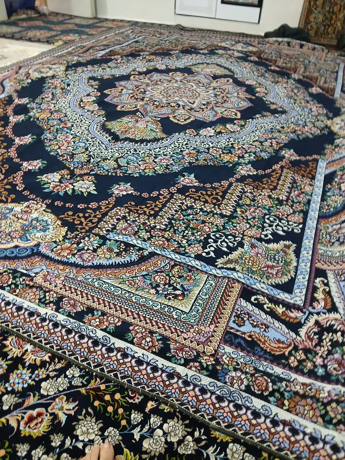 روفرشی|روفرشی|کرمانشاه, |دیوار