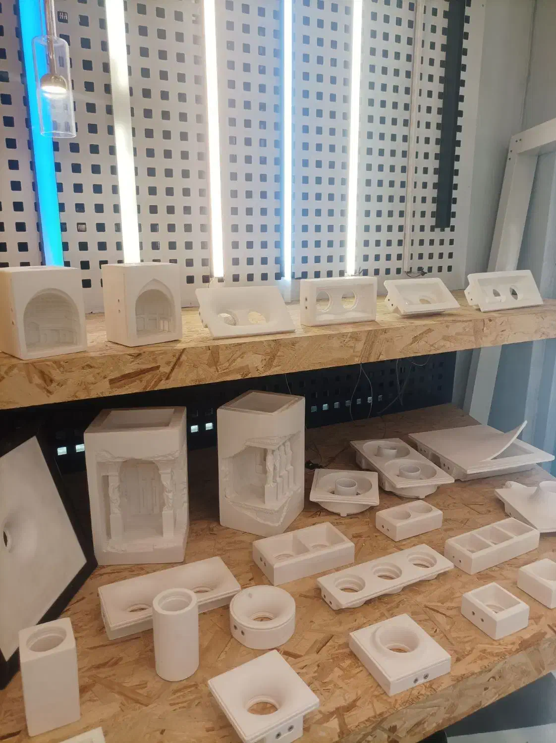 لاین نوری.|لوستر و چراغ آویز|شیراز, سیاه سنگ|دیوار