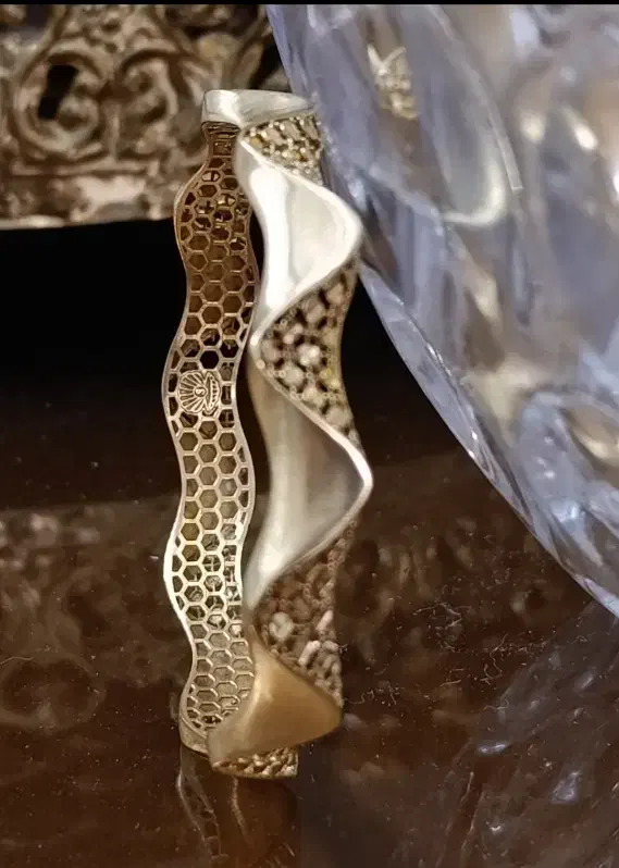 النگواماراتی ۹.۵۳۰|جواهرات|اسلام‌شهر, شهرک قائمیه|دیوار