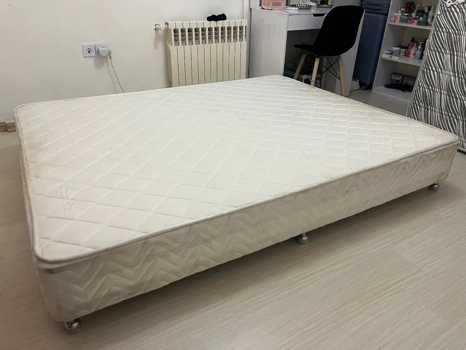 باکس تخت دونفره(۱۸۰)|تخت و سرویس خواب|رشت, بلوار گیلان|دیوار