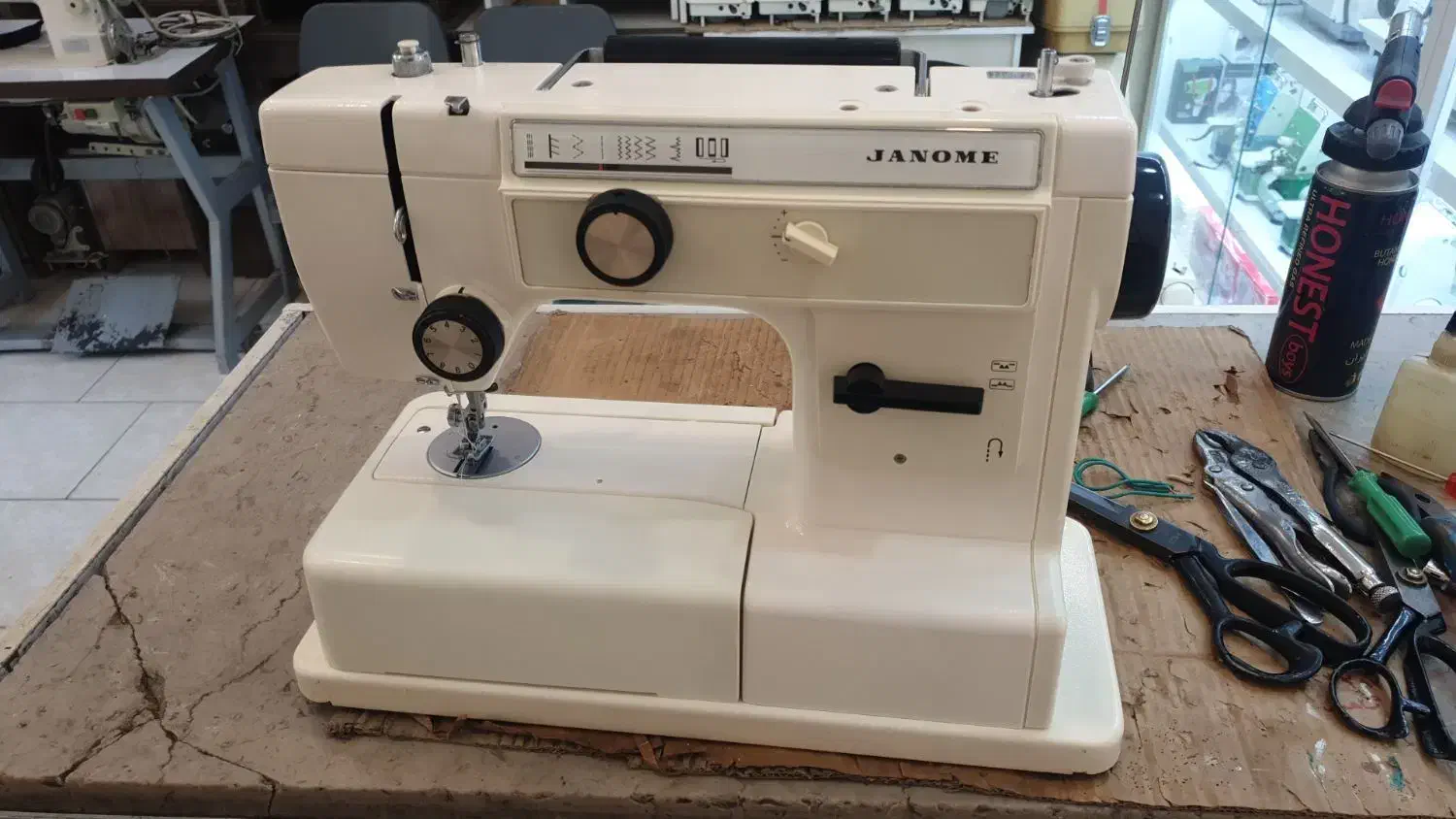 چرخ خیاطی ژانومه مدل S6300|چرخ خیاطی و ریسندگی|شیراز, زند|دیوار