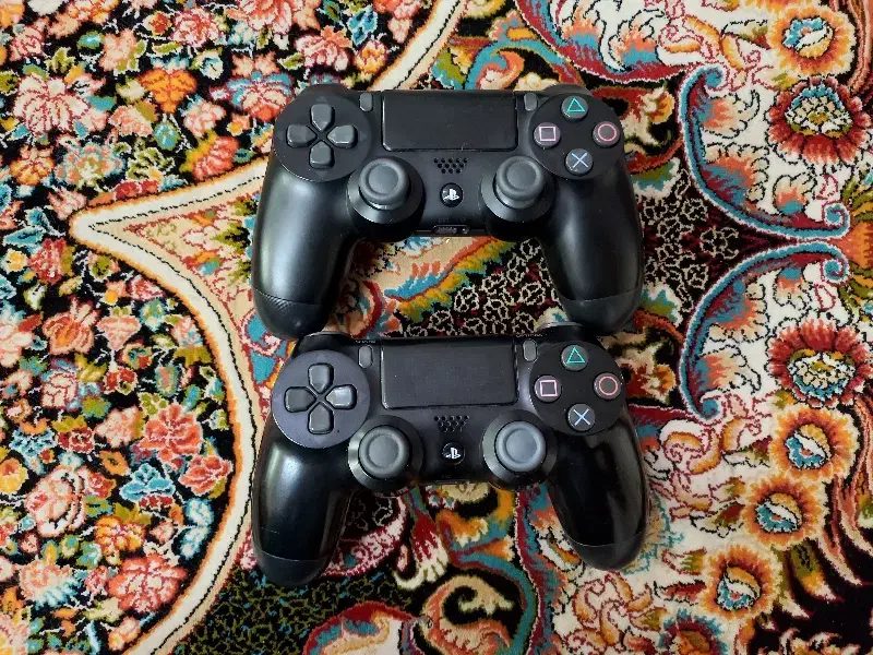 دسته ps4 اصلی|کنسول، بازی ویدئویی و آنلاین|قم, زنبیل آباد|دیوار