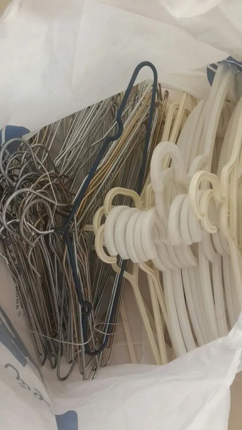 چوبکار رگال ۹ تیله ستون رگال|بندرخت و رخت‌آویز|کرج, شهرک اوج|دیوار