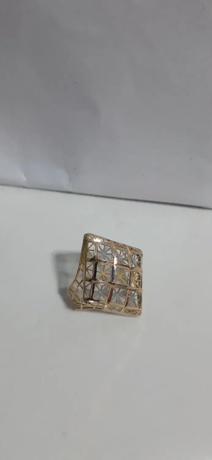 انگشتر شکسته تیکشو ندارم براسرمایه گذاری خوبه|جواهرات|قم, شهرک سازمان آب|دیوار