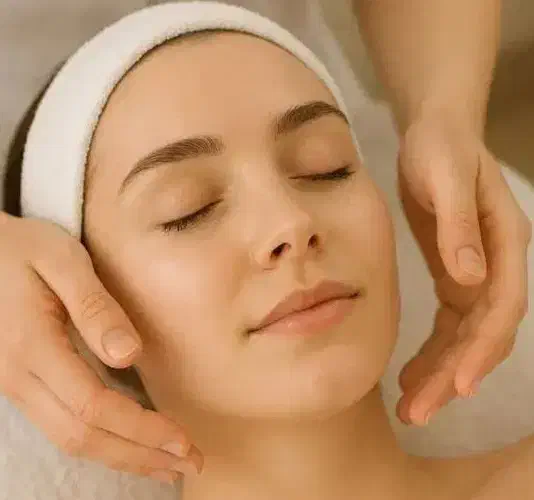 مدل ...|استخدام درمانی، زیبایی، بهداشتی|قم, وادی السلام|دیوار