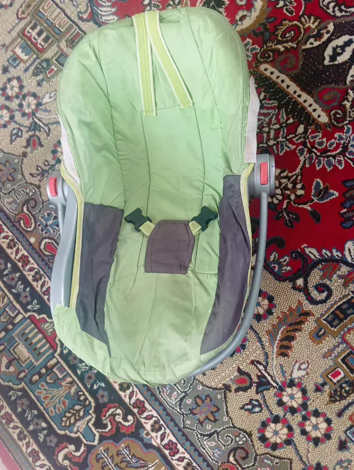 فروش تخت نوزاد|تخت و صندلی بچه|لردگان, |دیوار