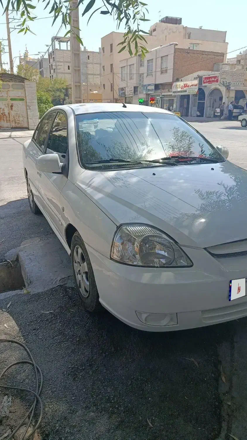 ریو مدل ۹۰|خودرو سواری و وانت|شیراز, لاله|دیوار