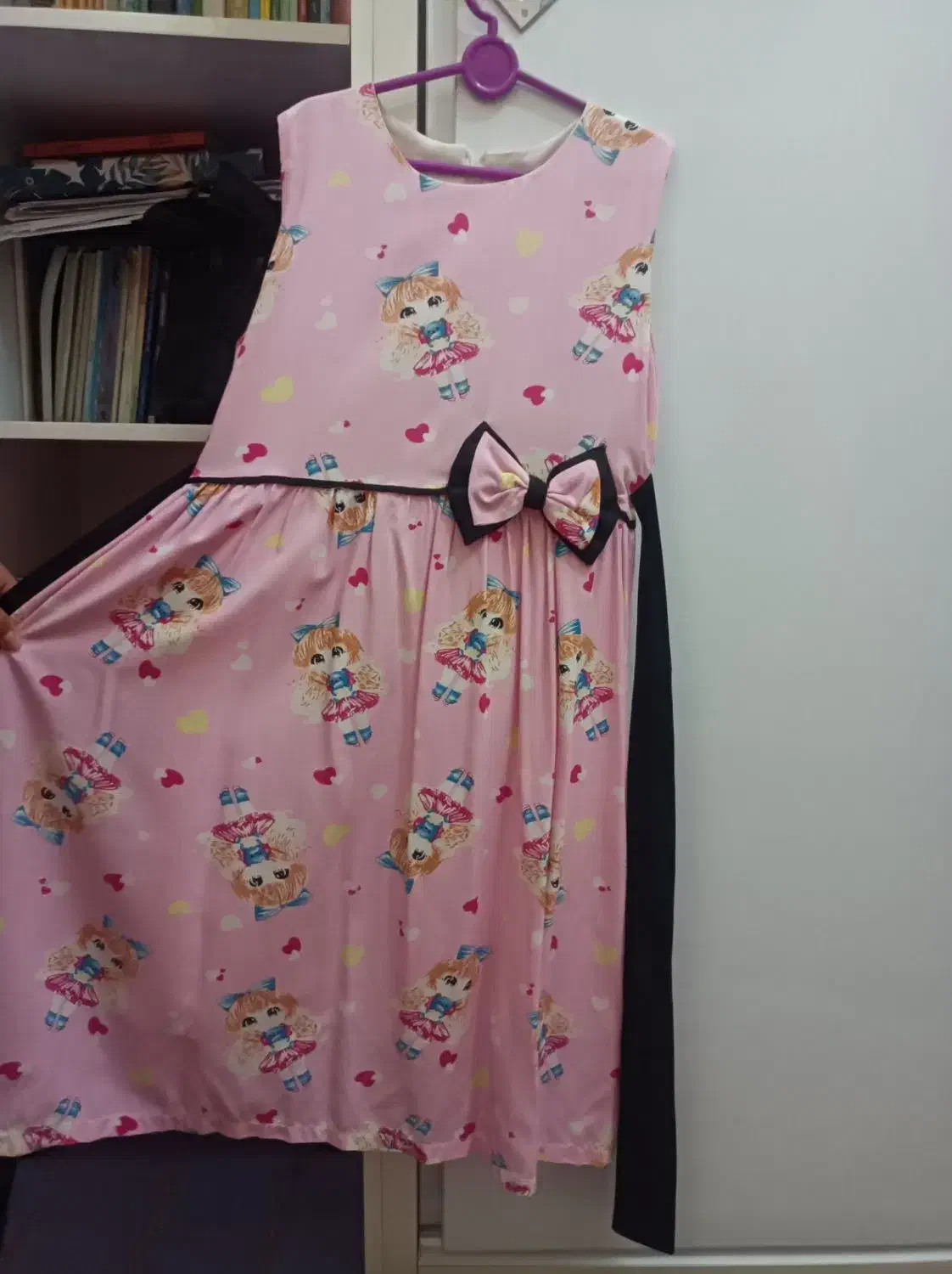 پیراهن دخترانه|کفش و لباس بچه|میانه, |دیوار