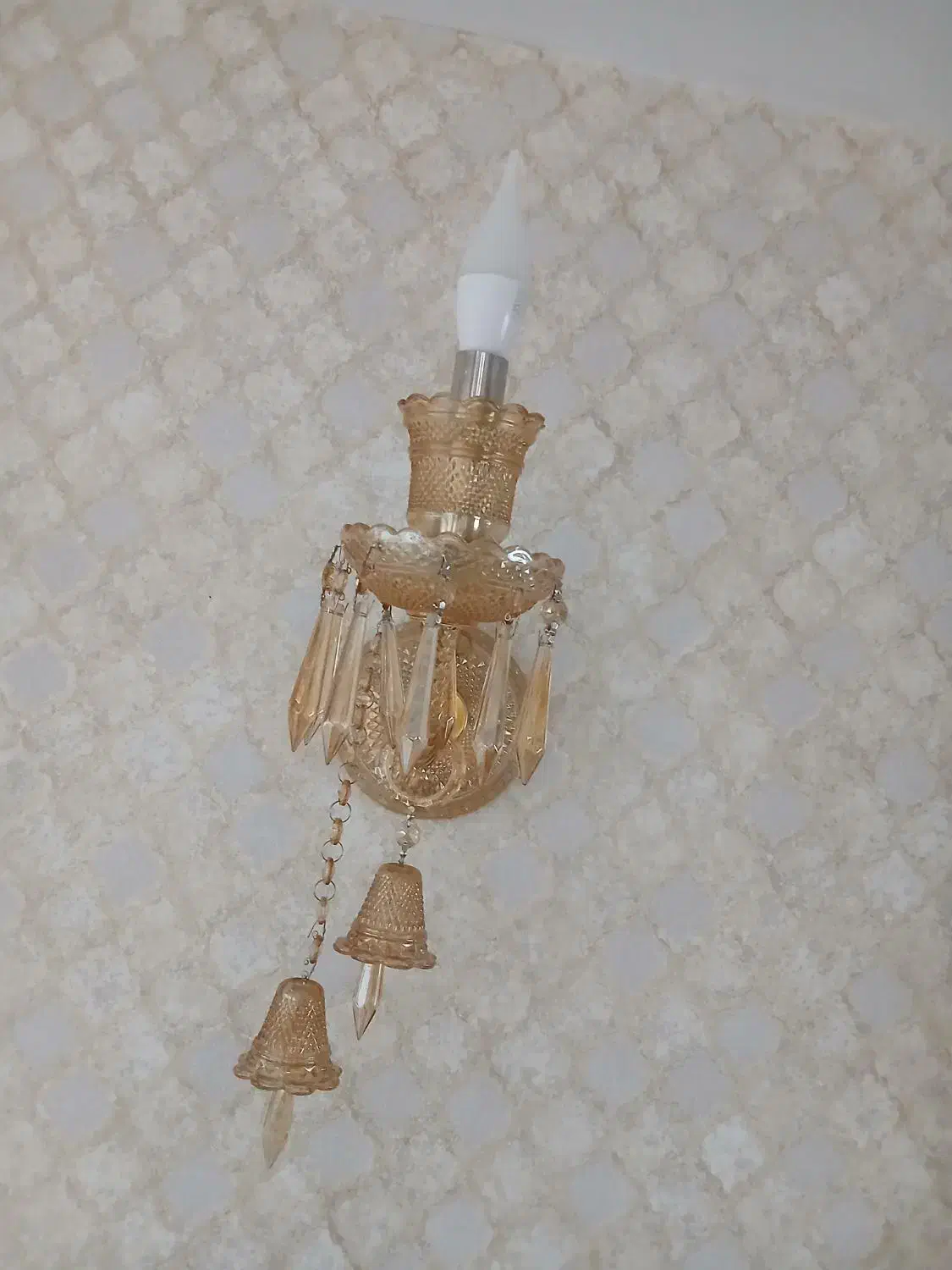 دوعدیوارکوب باکارادنوویک کنارسالنی|چراغ خواب و آباژور|صفادشت, |دیوار