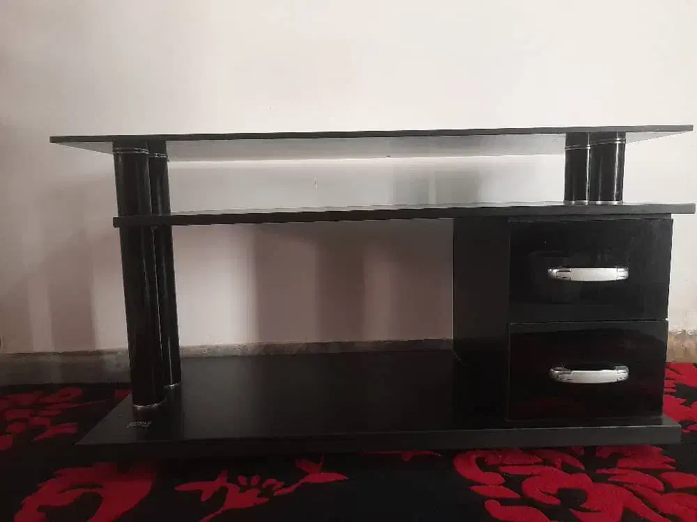 میز تی وی|میز تلویزیون|رشت, کوی بیانی|دیوار