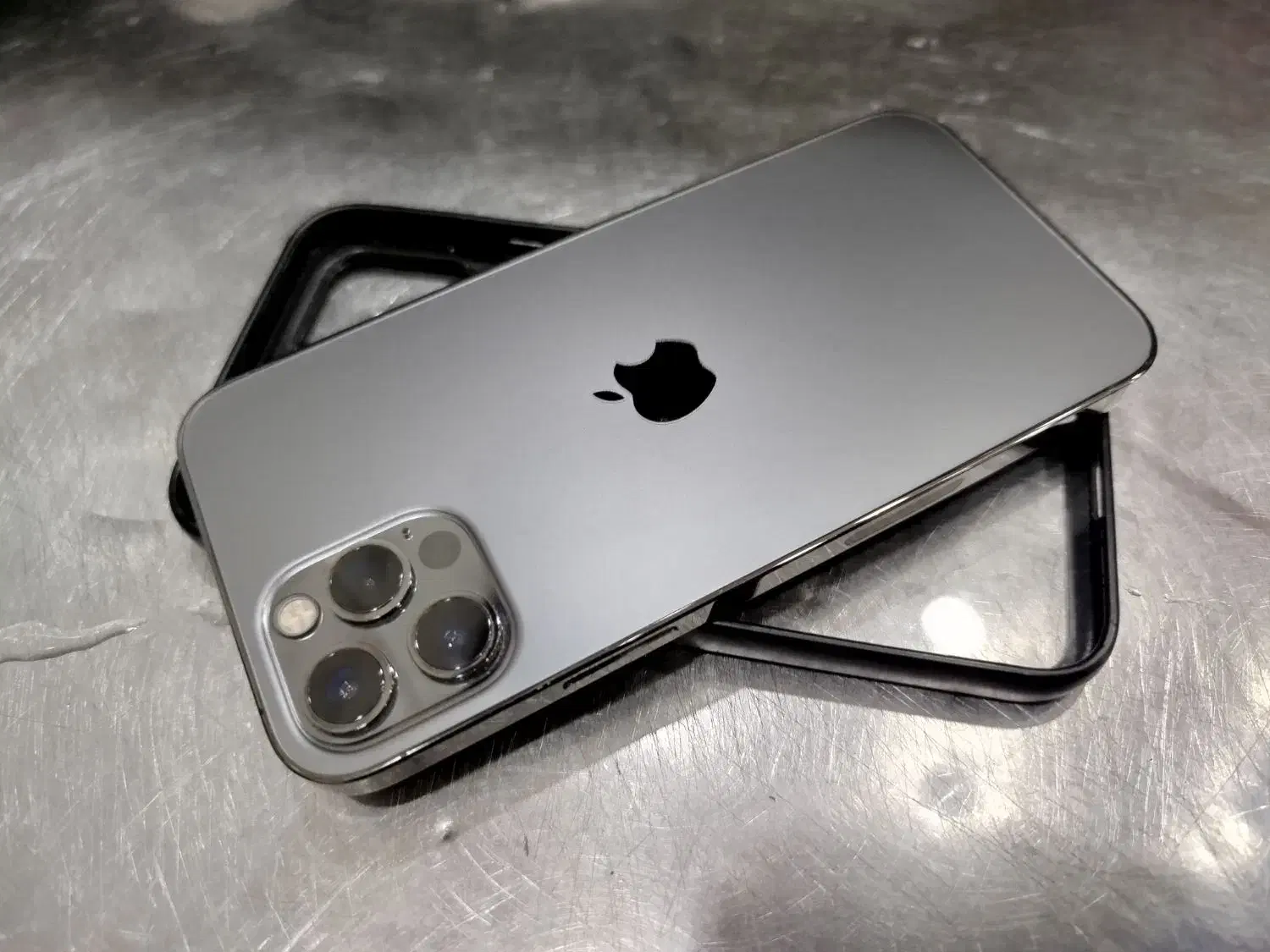 آیفون 12پرو فابریک|موبایل|فلاورجان, |دیوار