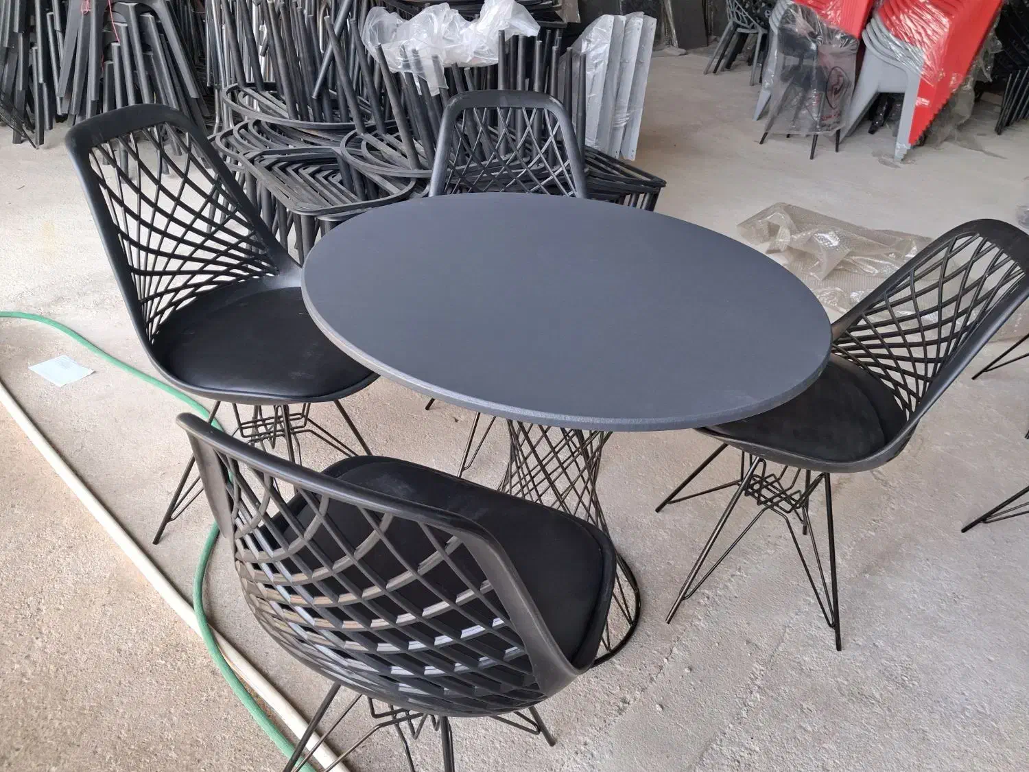 میزصندلی چندبُعدی|میز و صندلی غذاخوری|حمیدیا, |دیوار