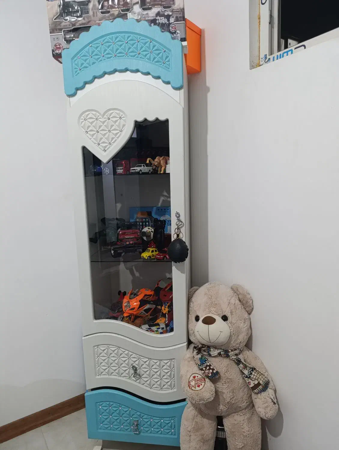 کمد بچه|اسباب و اثاث بچه|مشهد, پنجتن|دیوار