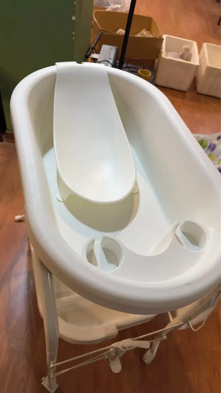 حموم بچه|اسباب و اثاث بچه|تهران, هفده شهریور|دیوار