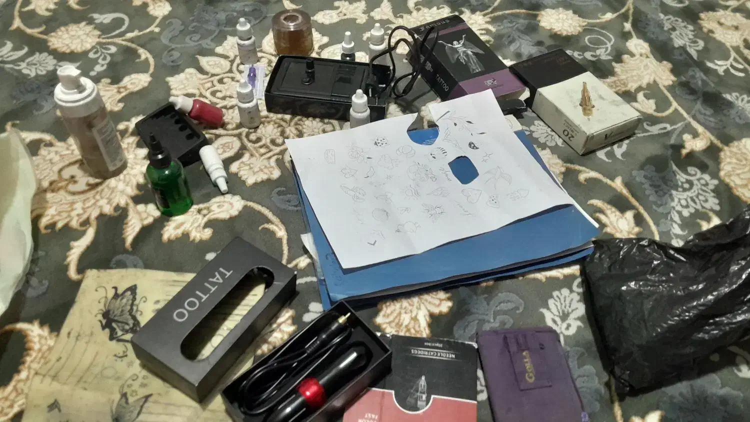 دستگاه تتو|آرایشگاه و سالن‌های زیبایی|بجنورد, |دیوار