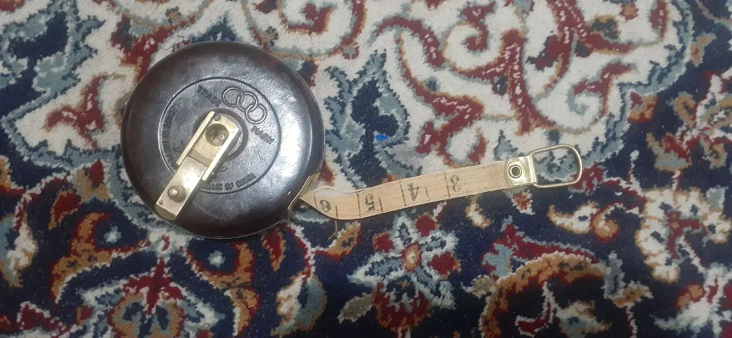 ابزار متر قدیمی انتیک 10متری|کلکسیون اشیاء عتیقه|برخوار, |دیوار