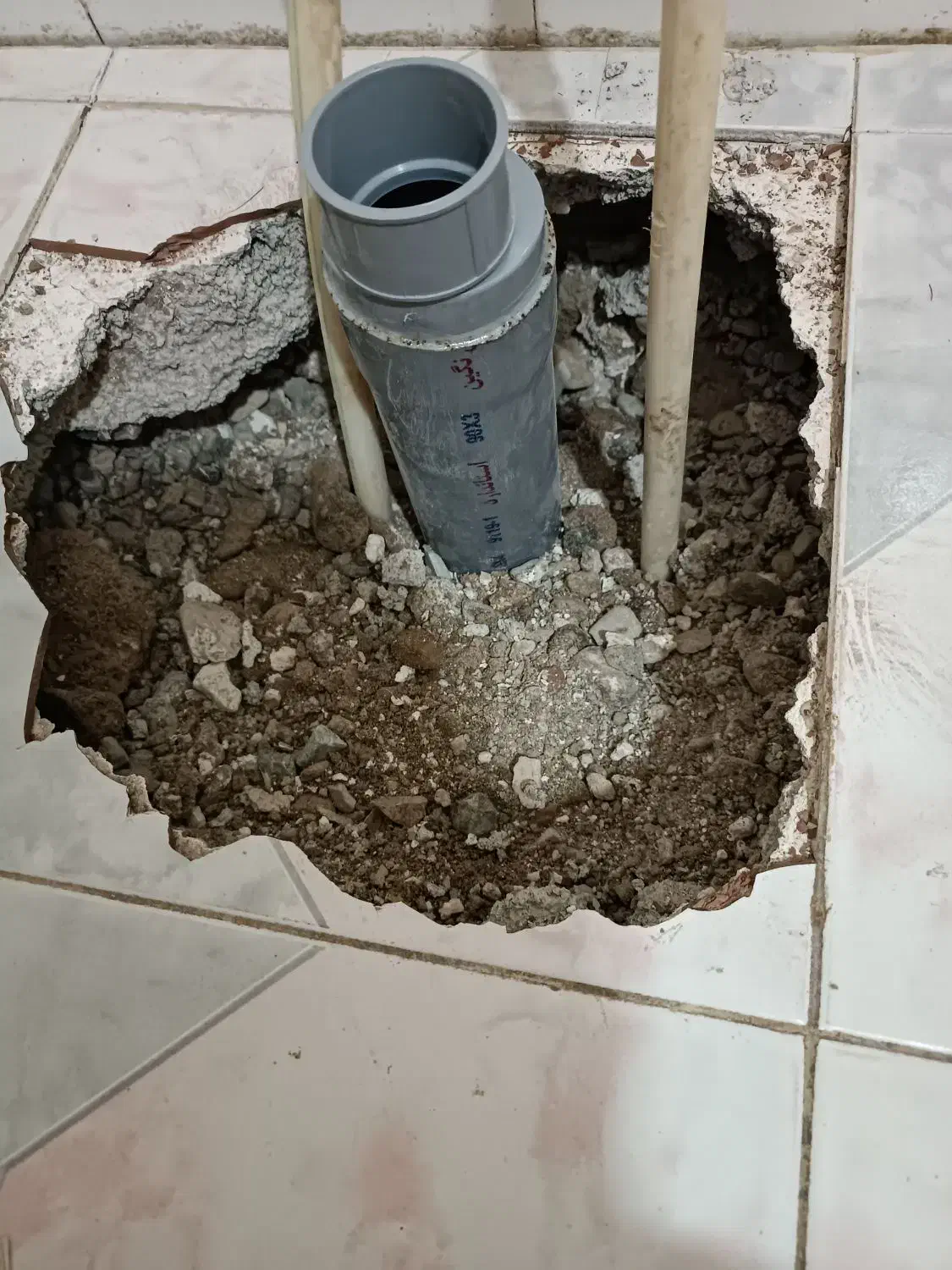 لوله کشی آب وفاضلاب و تشخیص بدون خرابی|خدمات پیشه و مهارت|گرمسار, |دیوار