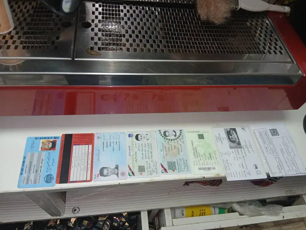 مدارک محمد جواد خود پالار|اشیا|خرانق, |دیوار