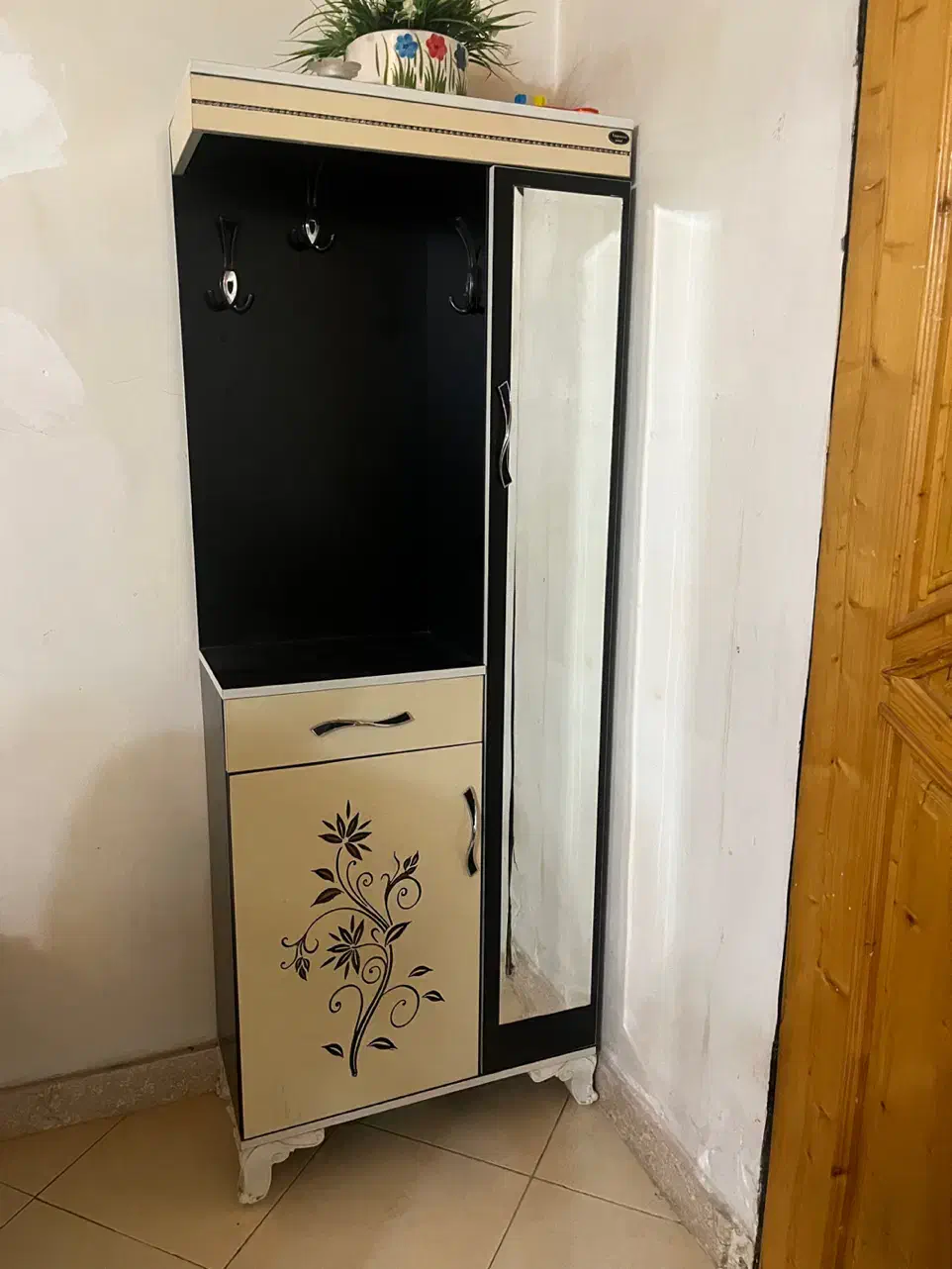 جاکفشی|جاکفشی، کمد، دراور|نوشهر, |دیوار