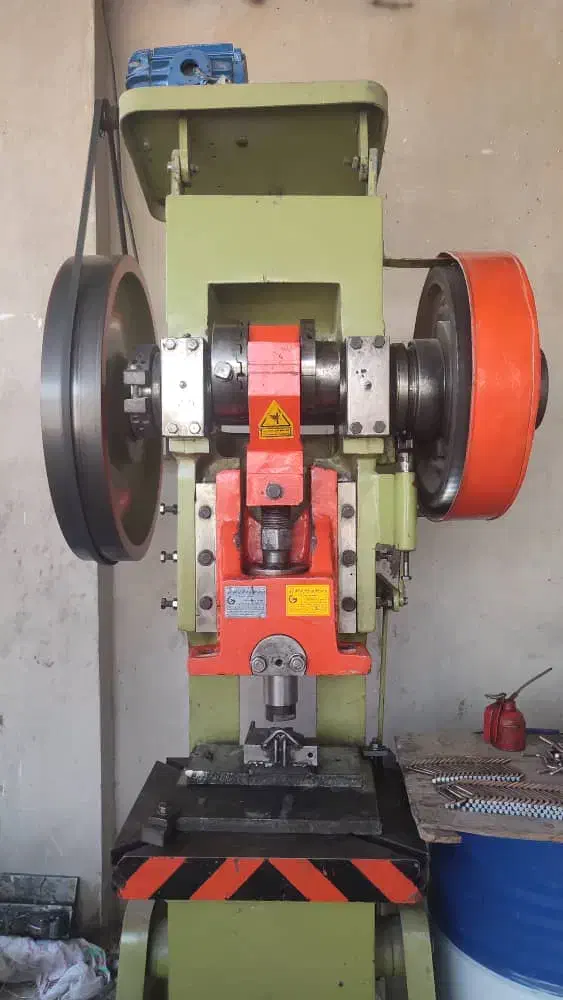 خدمات پرسکاری|خدمات پیشه و مهارت|قم, الغدیر|دیوار