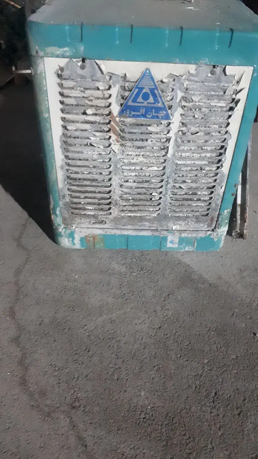 کولر ابی ۳۲۰۰ سالم|کولر آبی|مشهد, کارمندان دوم|دیوار