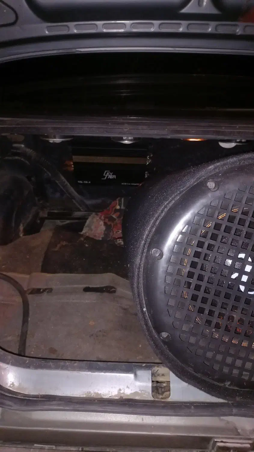 یک عدد ساب یک عدد آمپ|سیستم صوتی خانگی|مریوان, |دیوار