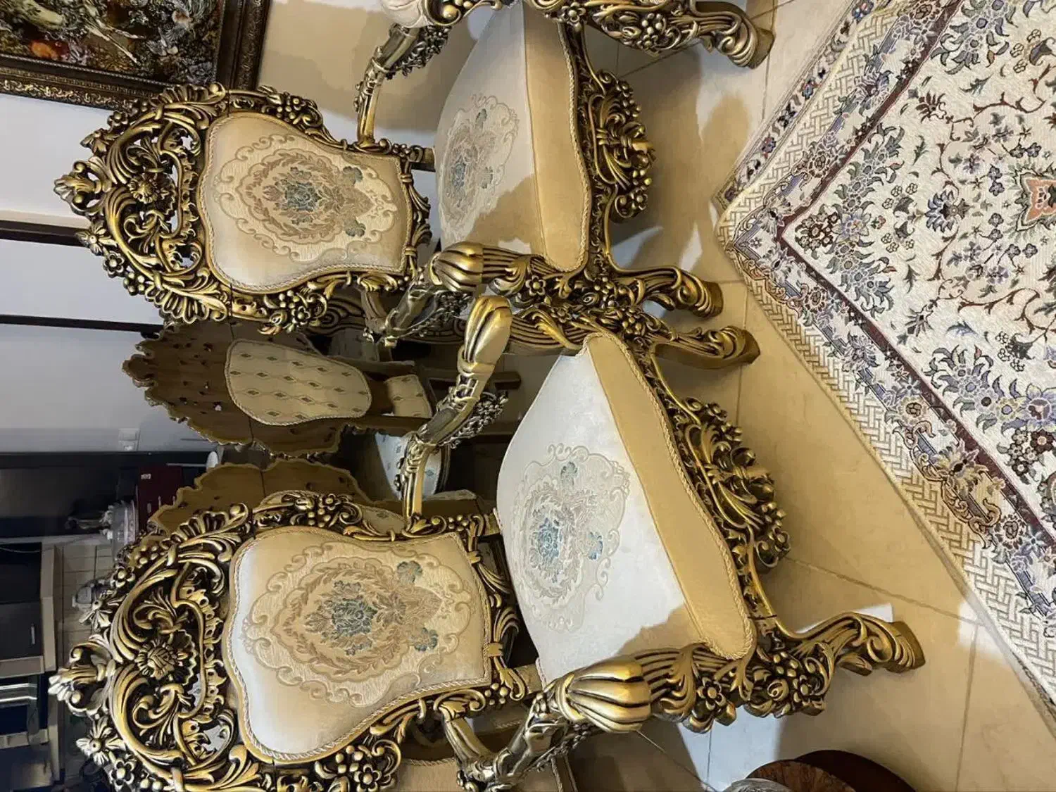 سرویس مبلمان سلطینی با ویترین میز ناهارخوری|مبلمان خانگی و میز عسلی|اصفهان, خواجو|دیوار