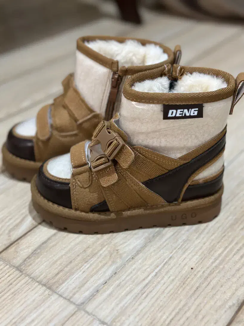 آگ وارداتی کاملا نو|کفش و لباس بچه|ورامین, ورامین|دیوار