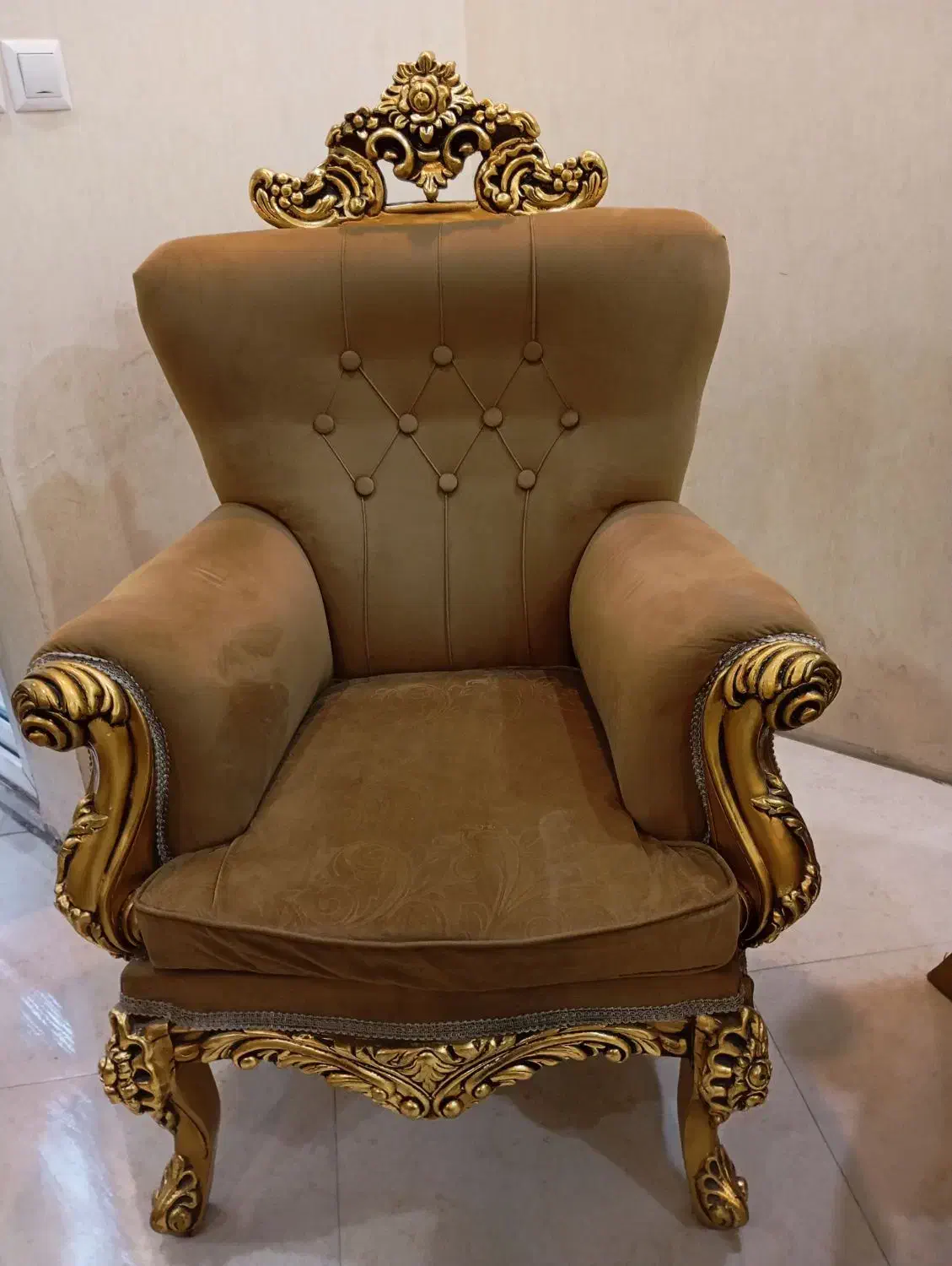 مبل سلطنتی ۵ نفره|مبلمان خانگی و میز عسلی|آبیک, |دیوار