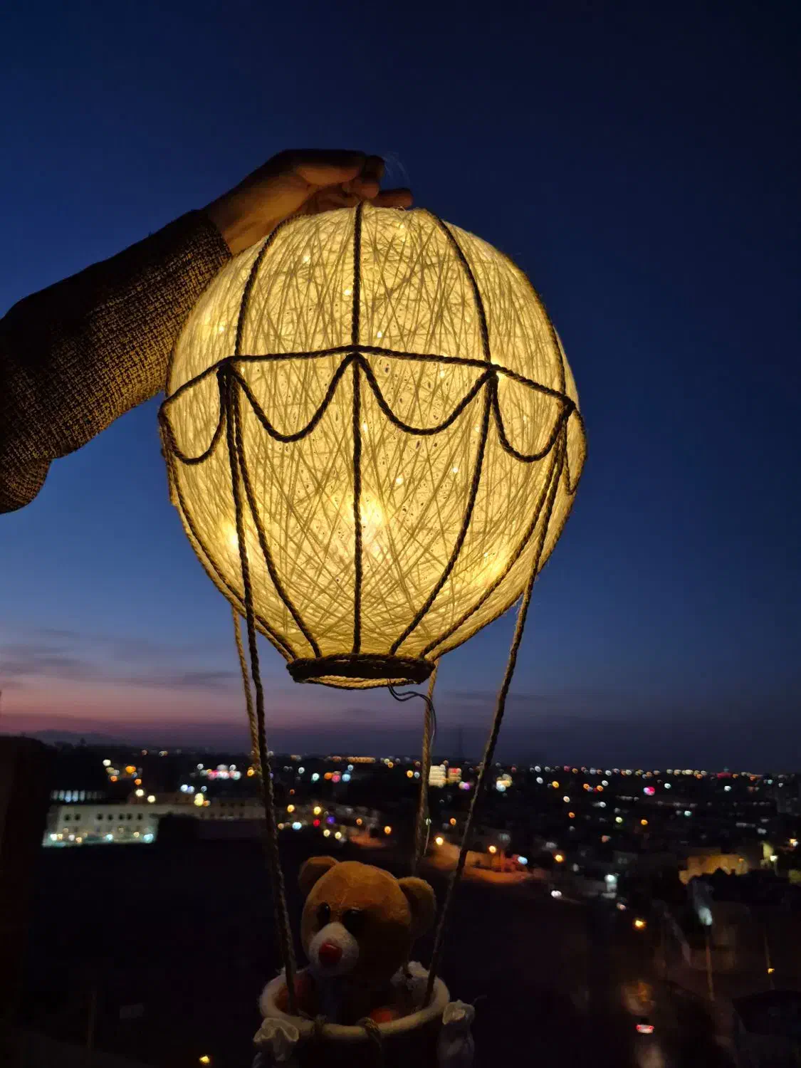 بالن لوستری فانتزی و جذاب برای اتاق کودک|لوستر و چراغ آویز|یزد, |دیوار