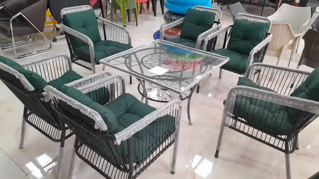 میز و صندلی باغ و حیاط در شاهین‌شهر|مبلمان خانگی و میز عسلی|شاهین‌شهر, شهرک صنعتی|دیوار