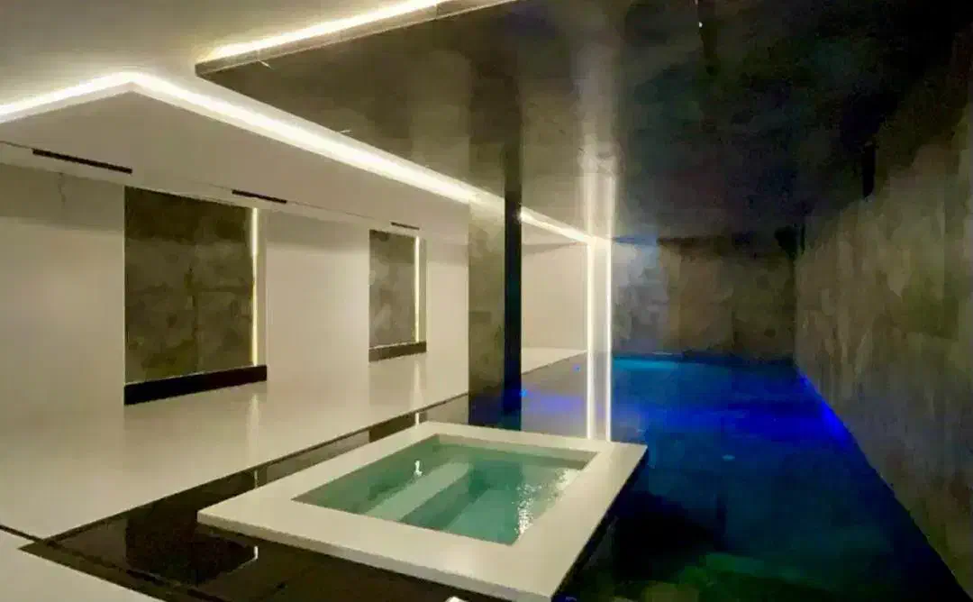 آ‌پارتمان ویلا ۲۵۰ متر سه خواب ** تاپ لوکیشن **|اجارهٔ آپارتمان|تهران, زعفرانیه|دیوار