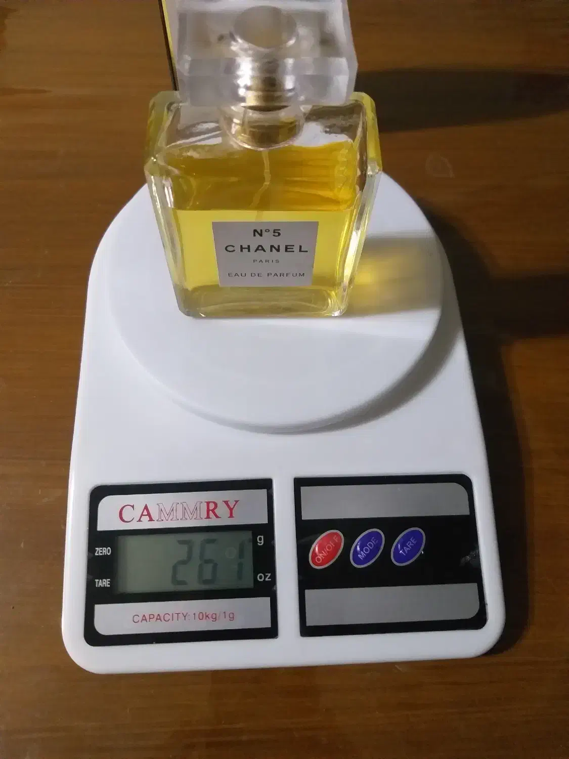 عطر و ادکلان|آرایشی، بهداشتی، درمانی|شیراز, ابیوردی|دیوار
