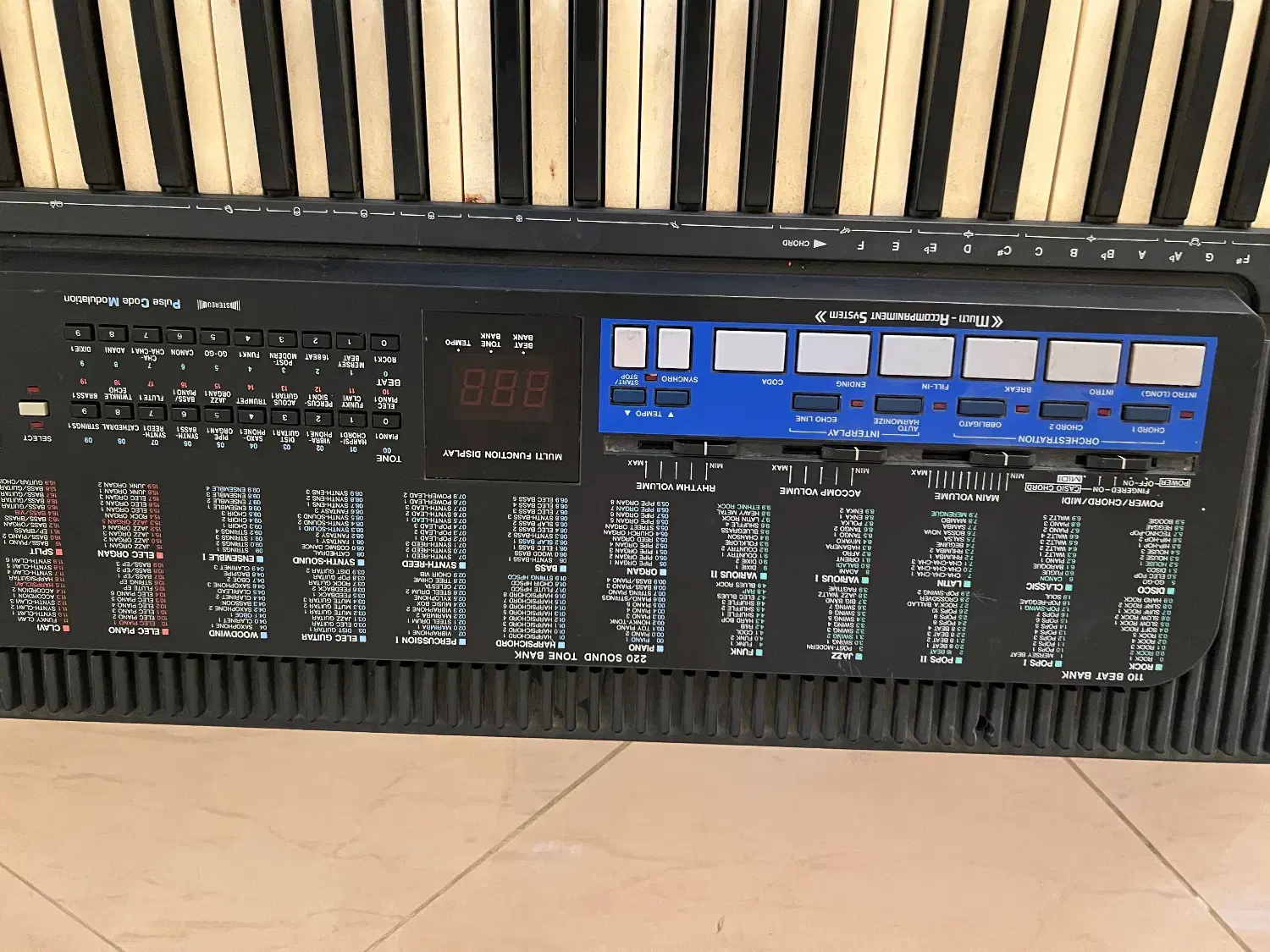 کیبورد کاسیو ۶۷۰|پیانو، کیبورد، آکاردئون|ساری, |دیوار