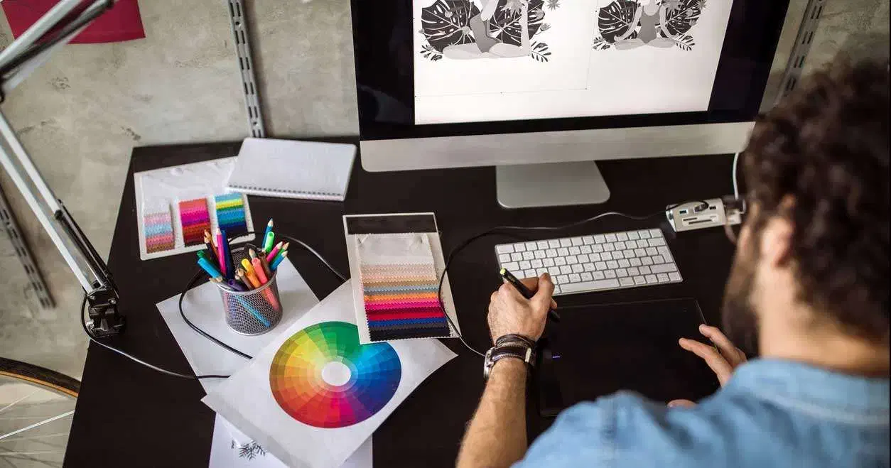 طراحی بروشور تراکت کاتالوگ پوستر|خدمات رایانه‌ای و موبایل|تبریز, |دیوار