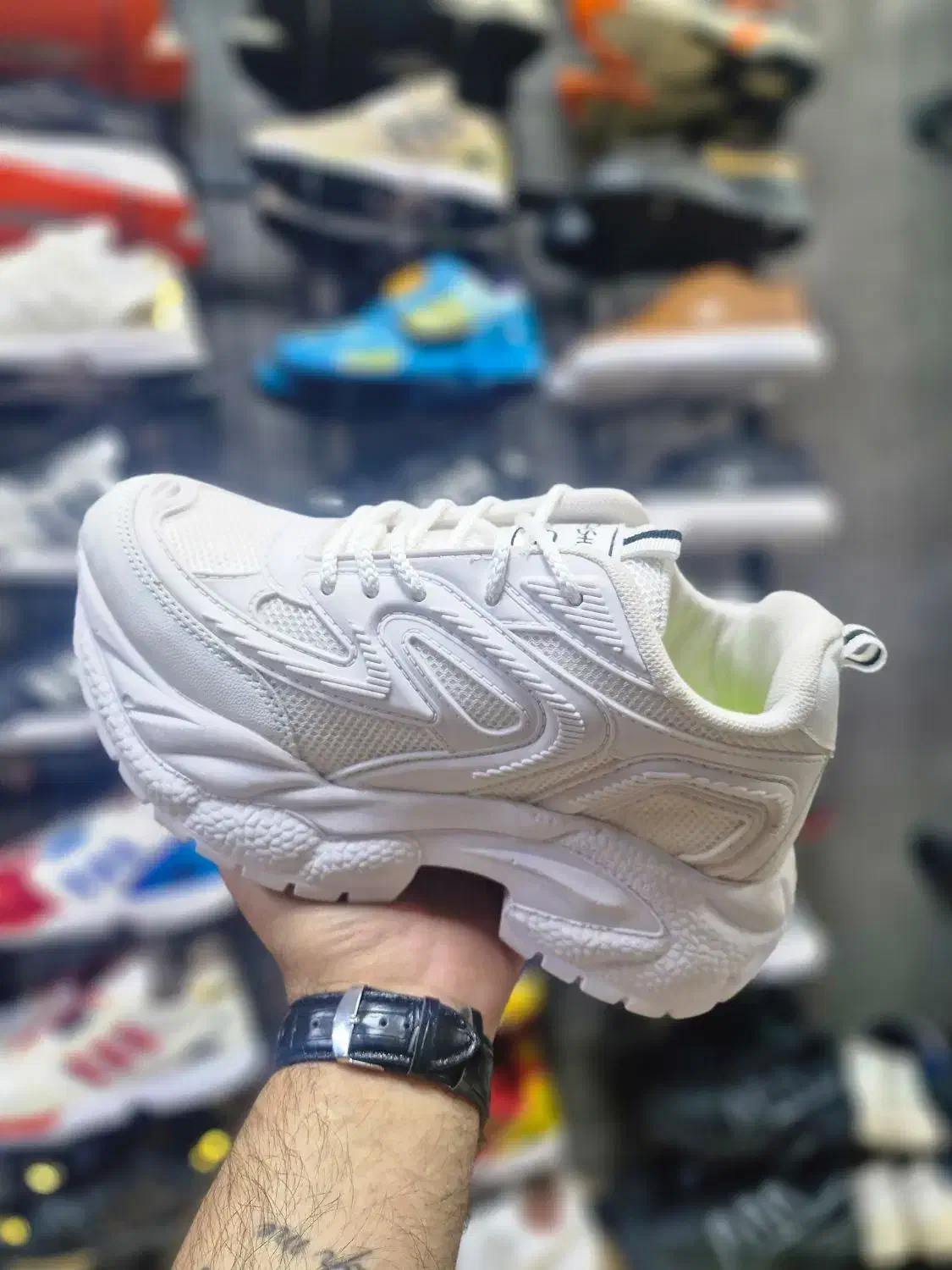 کتانی لژ دار زنانه قیمت فوق‌العاده|کیف، کفش، کمربند|قم, ارم|دیوار