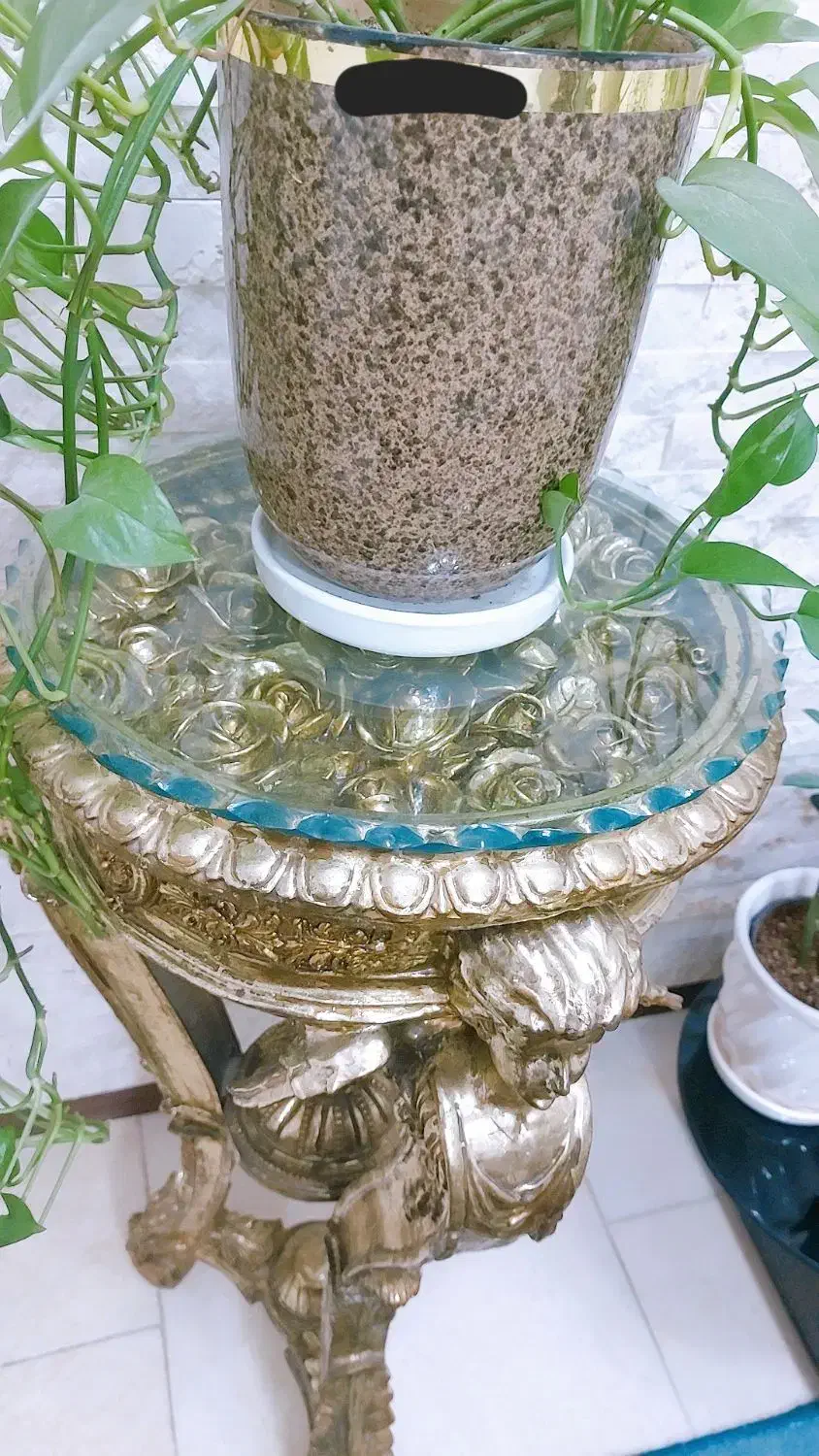 دوعددمیزطلایی شیک دکورشیشه خور|مبلمان خانگی و میز عسلی|علی‌آباد کتول, |دیوار