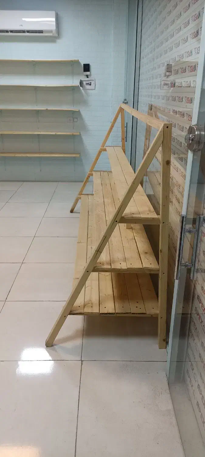 استند چوبی|فروشگاه و مغازه|پردیس, فاز ۴|دیوار