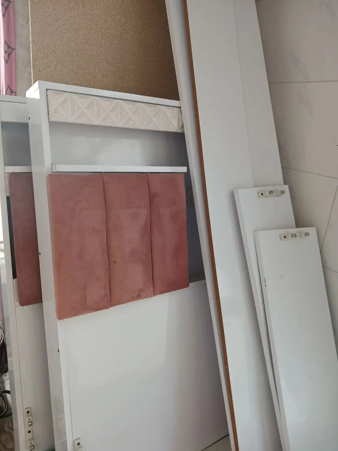 تخت و سرویس خواب|تخت و سرویس خواب|خسروشاه, |دیوار