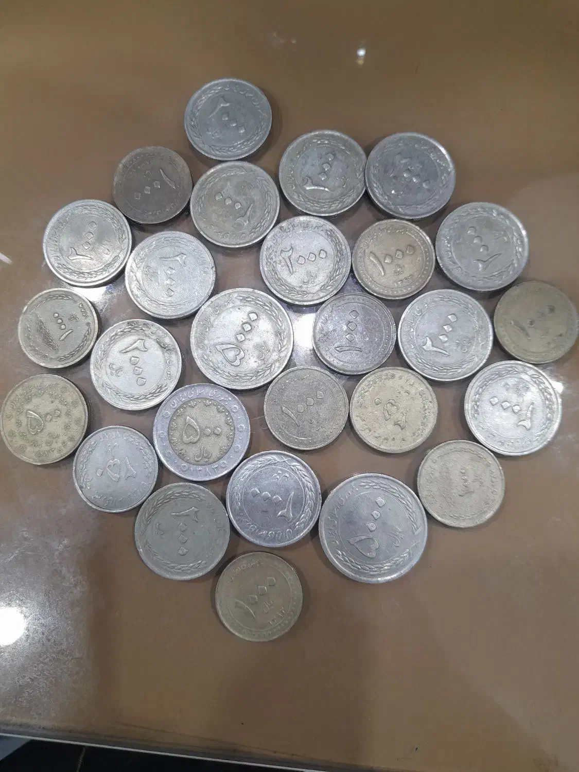 سکه|کلکسیون سکه، تمبر، اسکناس|میانه, |دیوار