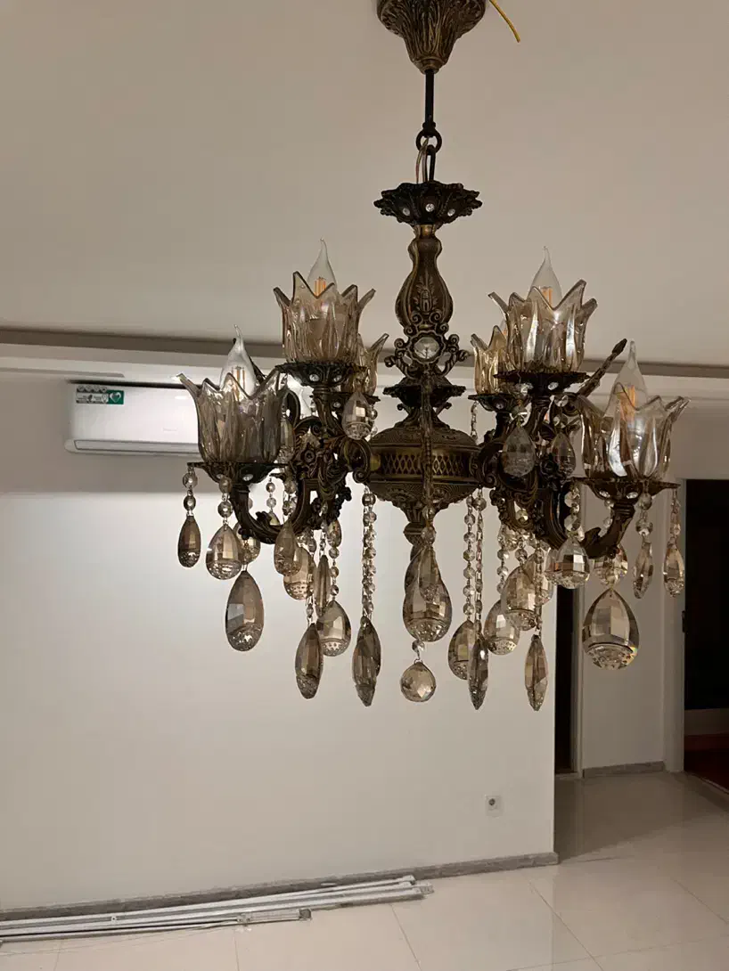 لوستر با لاله و کریستال|لوستر و چراغ آویز|مشهد, شاهد (شهرک غرب)|دیوار