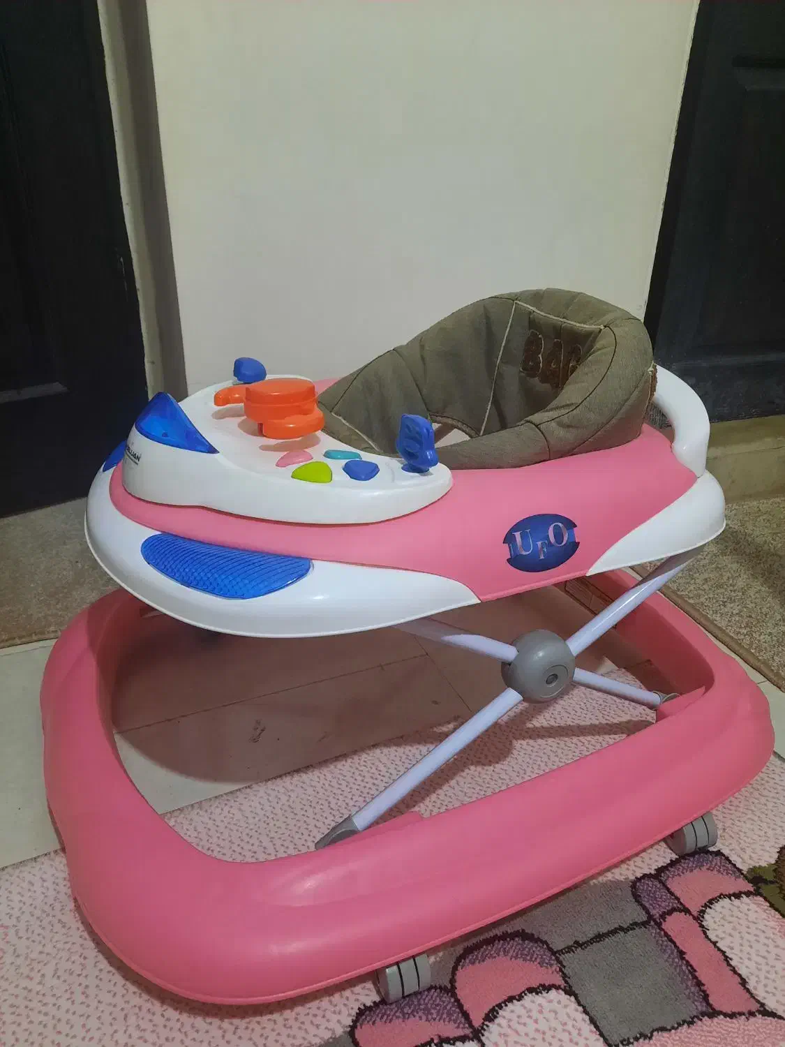 روروئک نو نو|کالسکه و لوازم جانبی|صفادشت, |دیوار