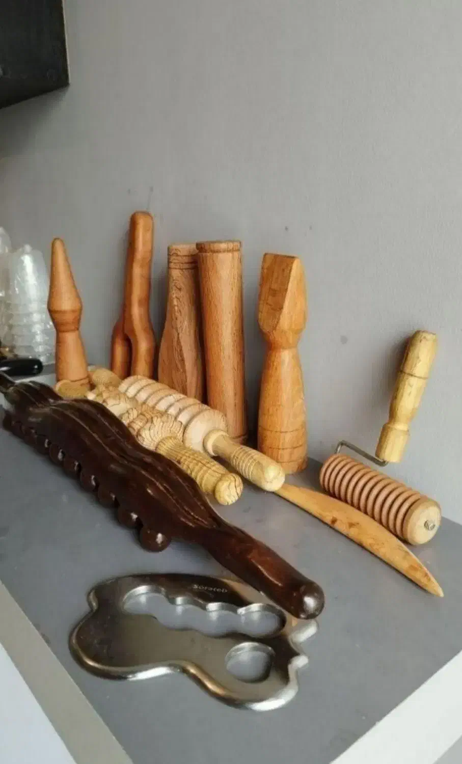 سیاتیک،رگ گیری،حجامت،زالو درمانی|خدمات آرایشگری و زیبایی|اندیشه, اندیشه فاز ۳|دیوار