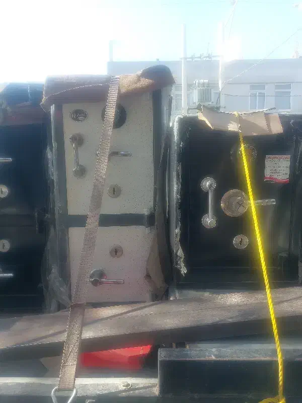 گاو صندوق|ابزارآلات|نجف‌آباد, کهریزسنگ|دیوار