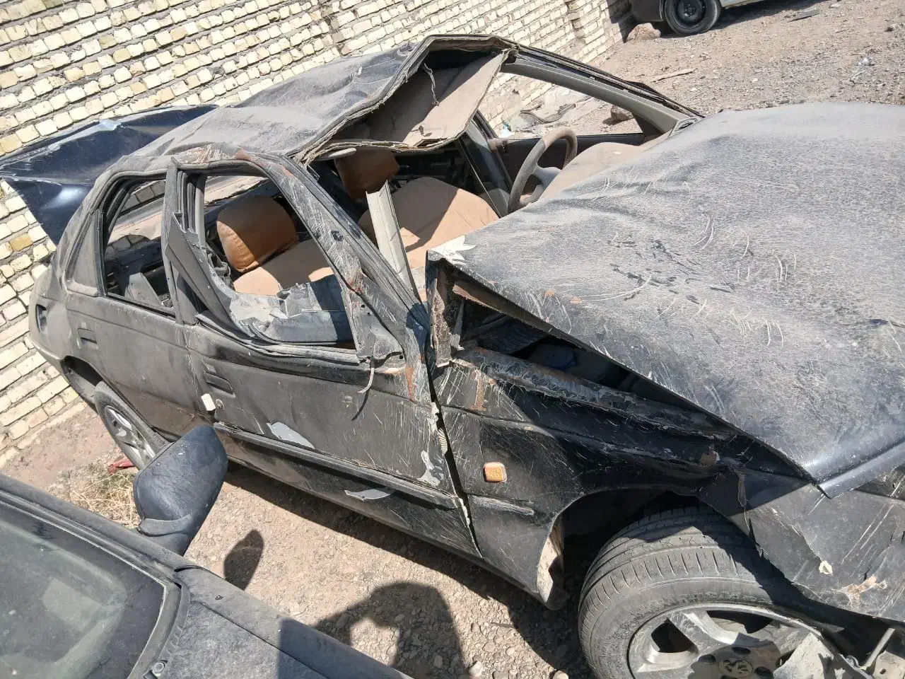 پژومدل 84تصادفی مدارک کامل|خودرو سواری و وانت|شاهین‌شهر, گزبرخوار|دیوار