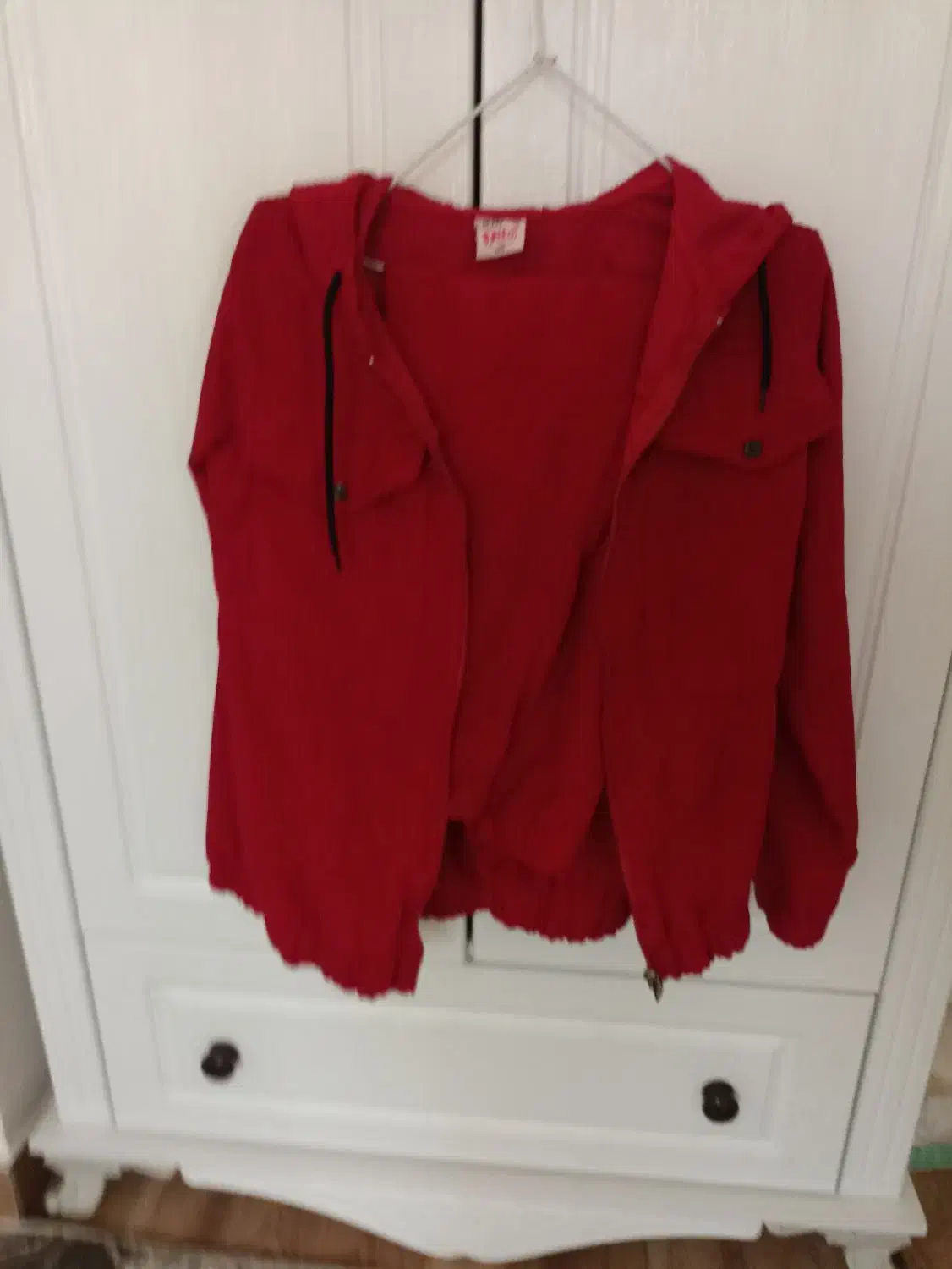 لباس دخترانه|کفش و لباس بچه|صومعهسرا, |دیوار