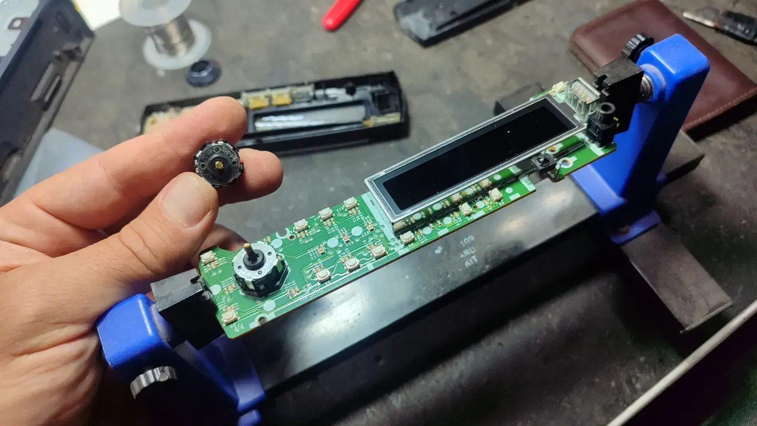 تعمیرات سیستم صوتی (خودرو و مجالس)|خدمات پیشه و مهارت|بروجرد, |دیوار