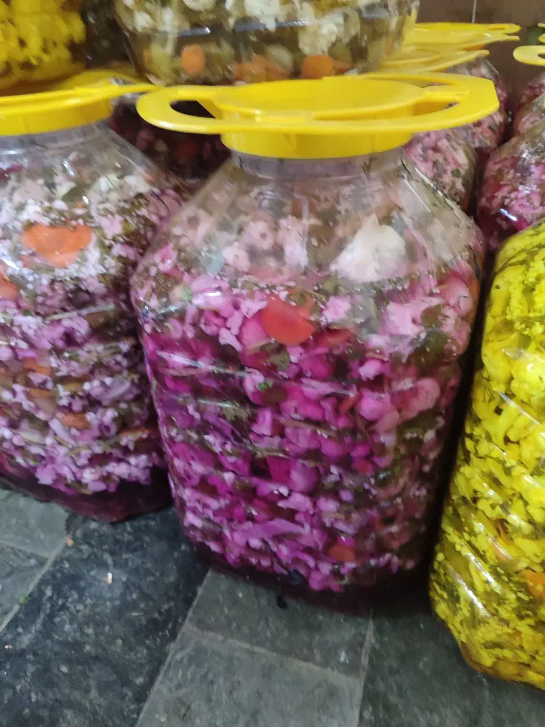 ترشی|خوردنی و آشامیدنی|باسمنج, |دیوار