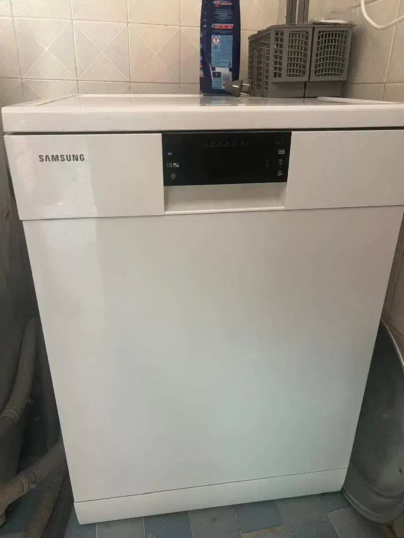 فروش ماشین ظرفشویی سامسونگ درحدنو به علت مهاجرت|ماشین ظرفشویی|بندرعباس, |دیوار